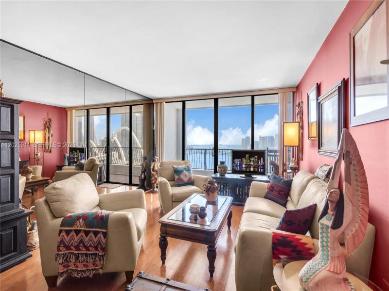Condo for sale at The Venetia 23I
