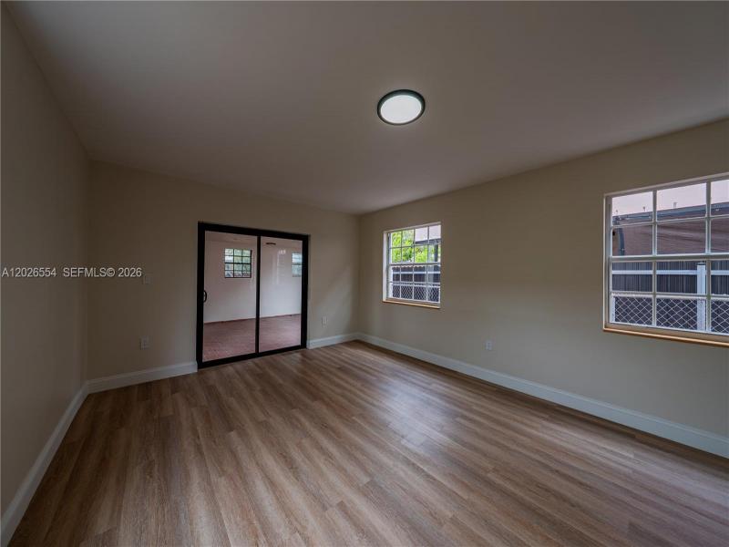 Property photo # 6
