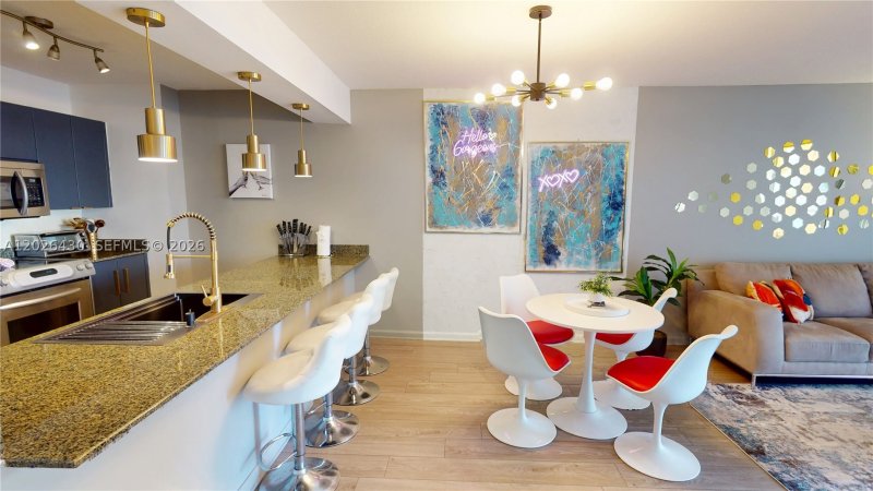Condo for sale at The Club At Brickell Bay 2222
