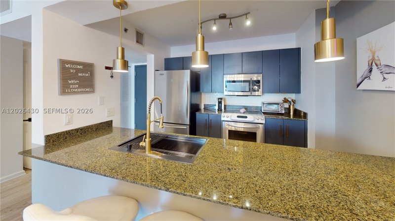 Condo for sale at The Club At Brickell Bay 2222