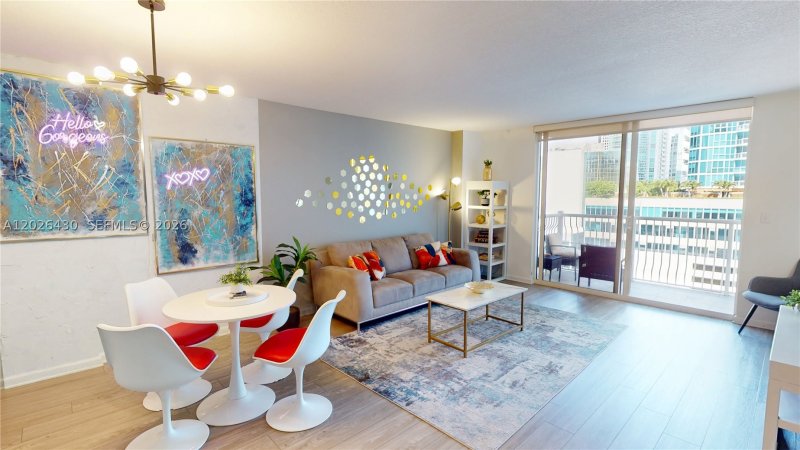 Condo for sale at The Club At Brickell Bay 2222