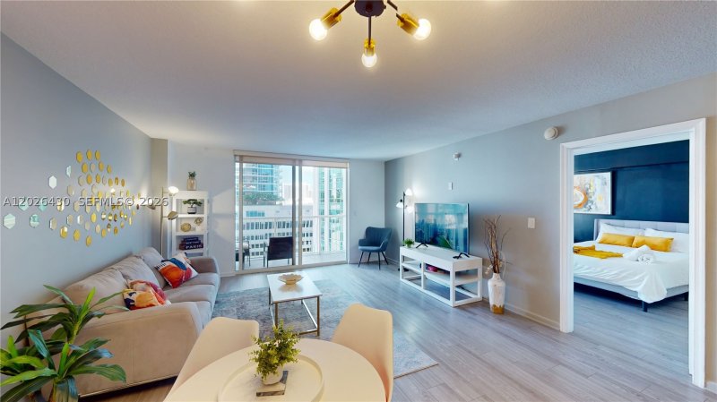 Condo for sale at The Club At Brickell Bay 2222