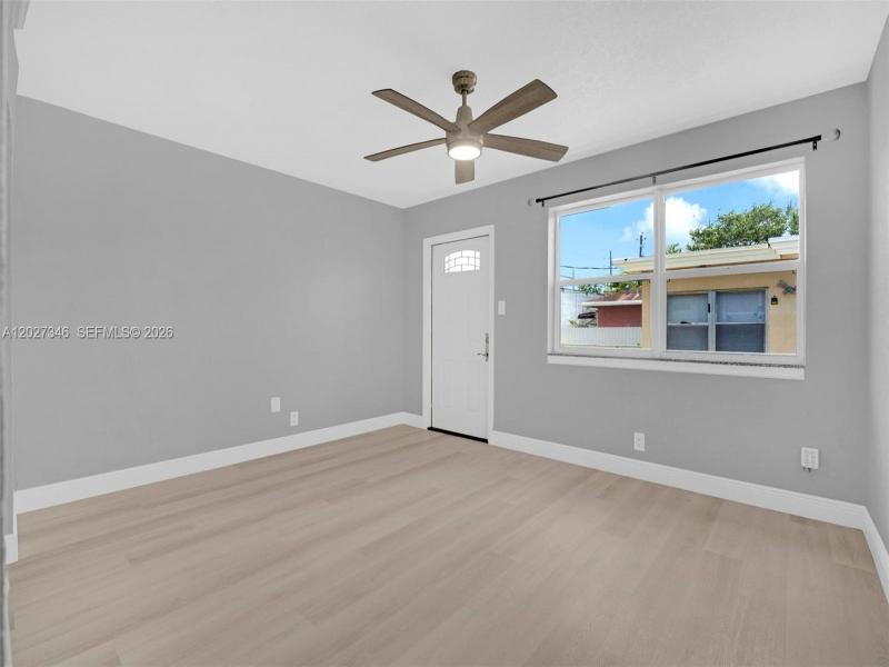 Property photo # 9