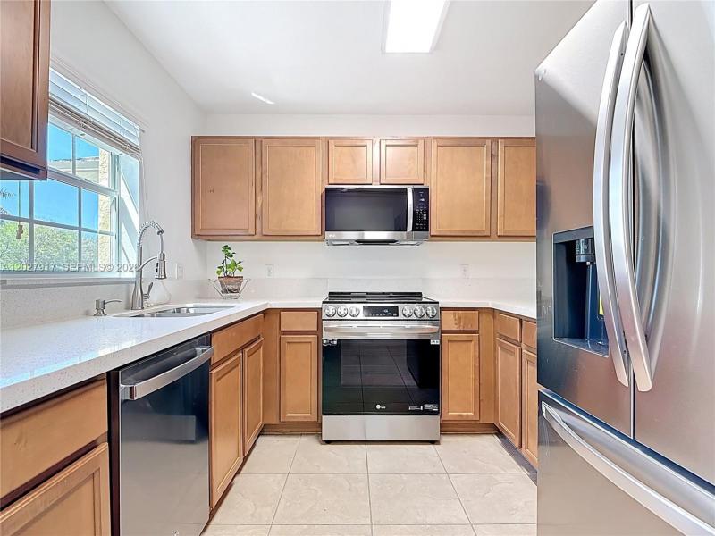 Property photo # 4