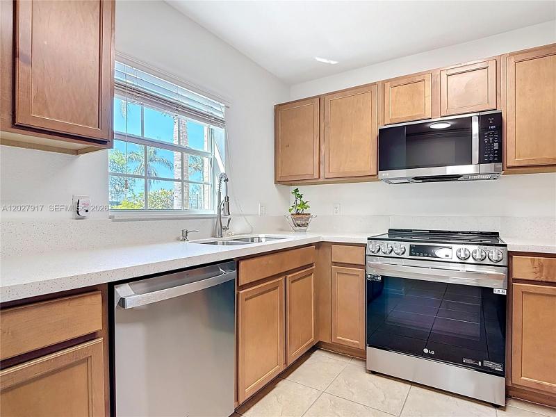 Property photo # 9