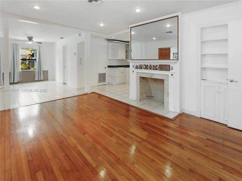 Property photo # 4