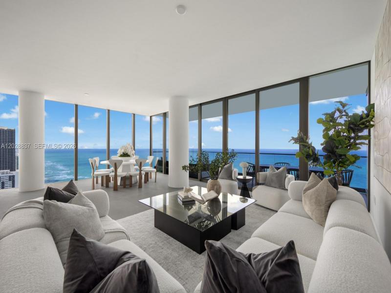 2000 Ocean Apt #32A
