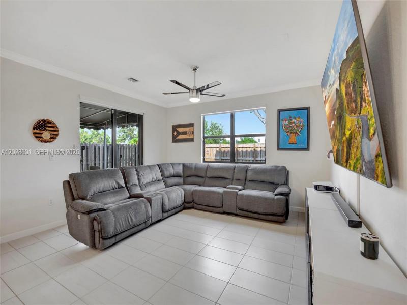 Property photo # 7