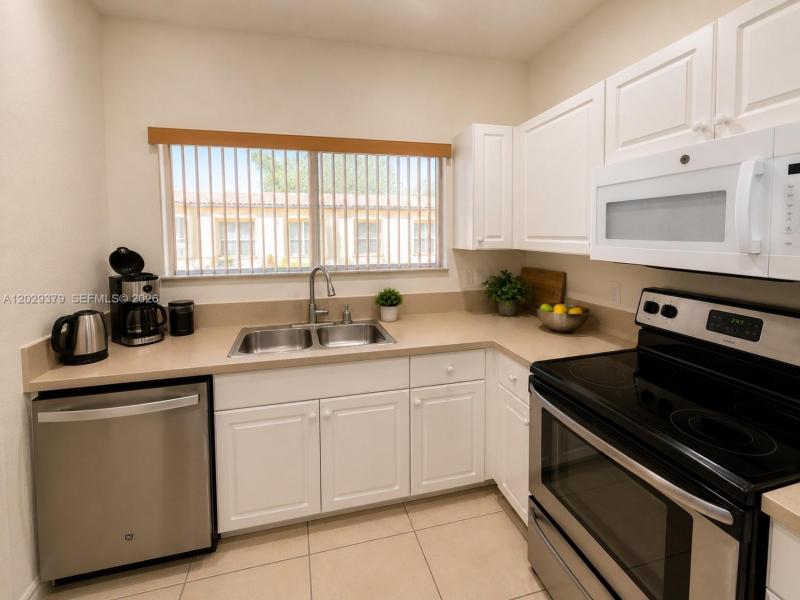 Property photo # 4