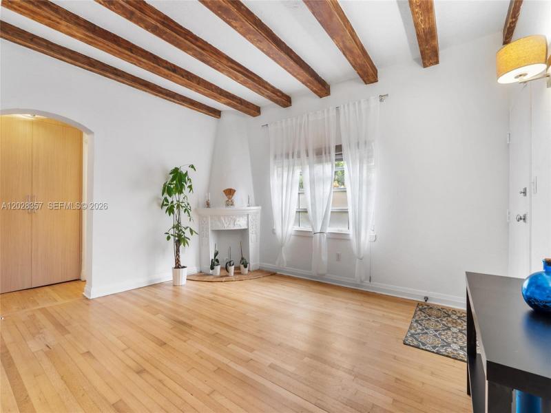 Property photo # 4