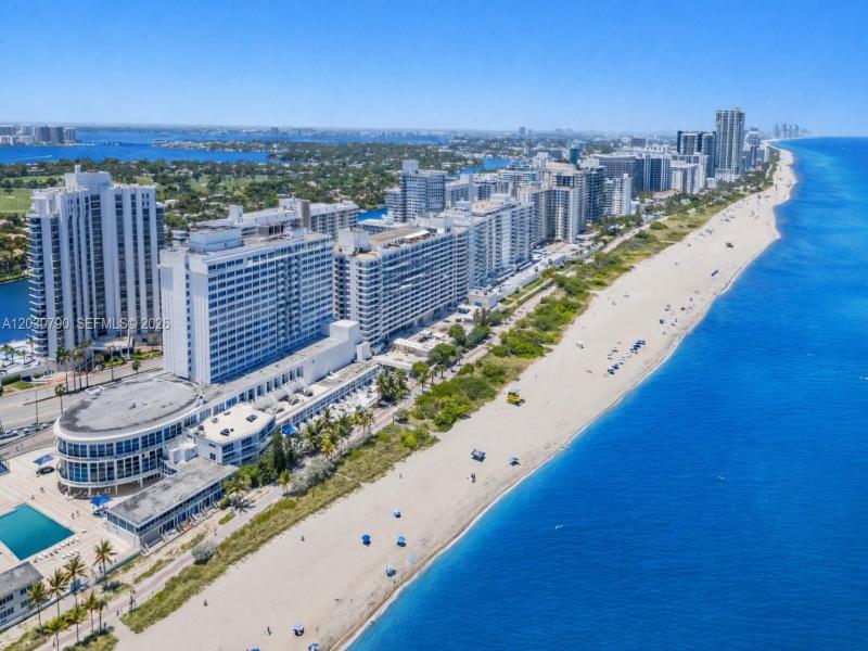 Castle Beach Club Apt #1506