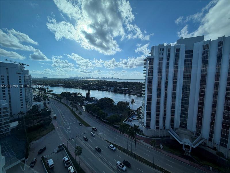 Comprar apartamento en Castle Beach Club 1506