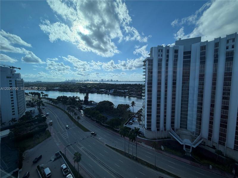 Comprar apartamento en Castle Beach Club 1506