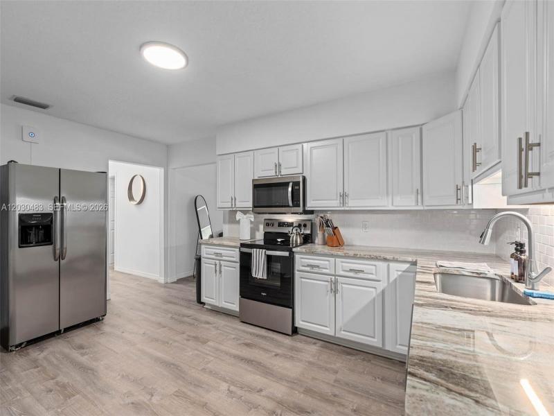 Property photo # 6