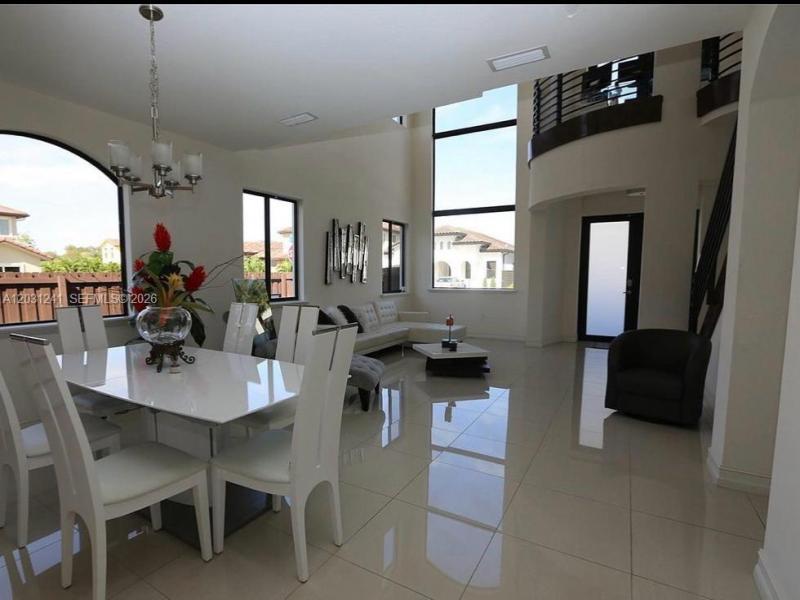 Property photo # 8