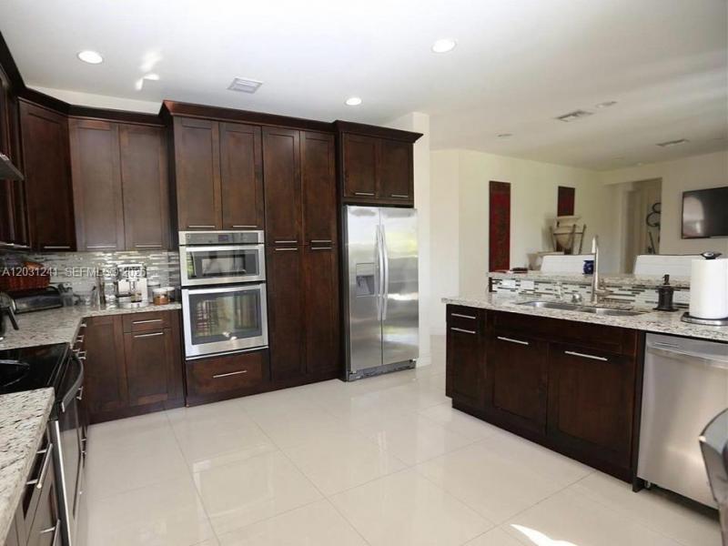 Property photo # 3