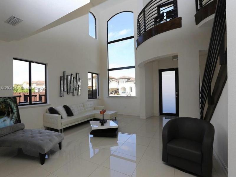 Property photo # 2
