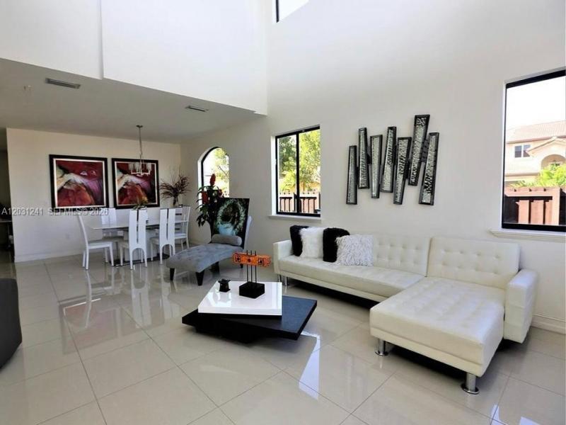 Property photo # 4