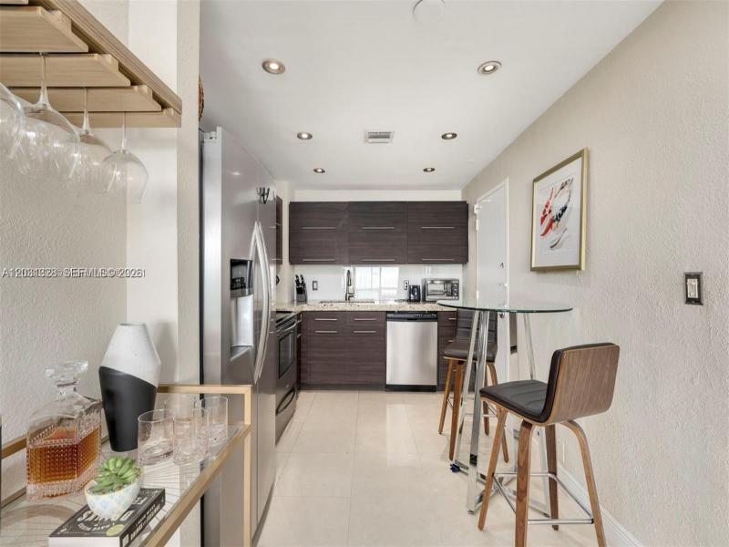Property photo # 6