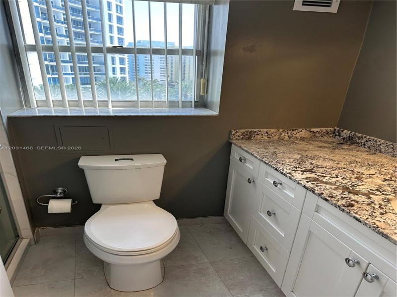 Comprar apartamento en Maison Grande 728