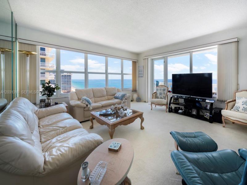 Aluguel de apartamento no Ocean 91 1603