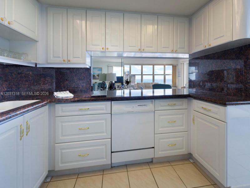Aluguel de apartamento no Ocean 91 1603
