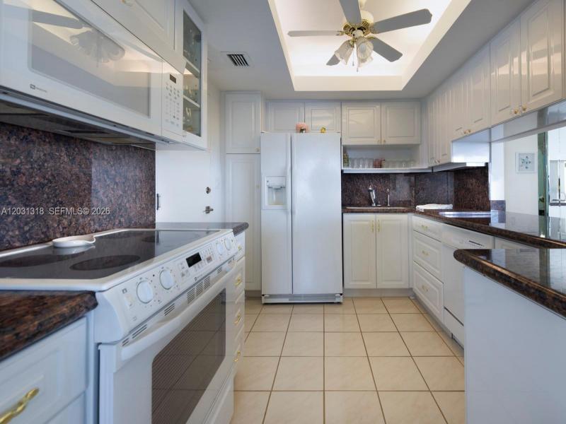 Aluguel de apartamento no Ocean 91 1603