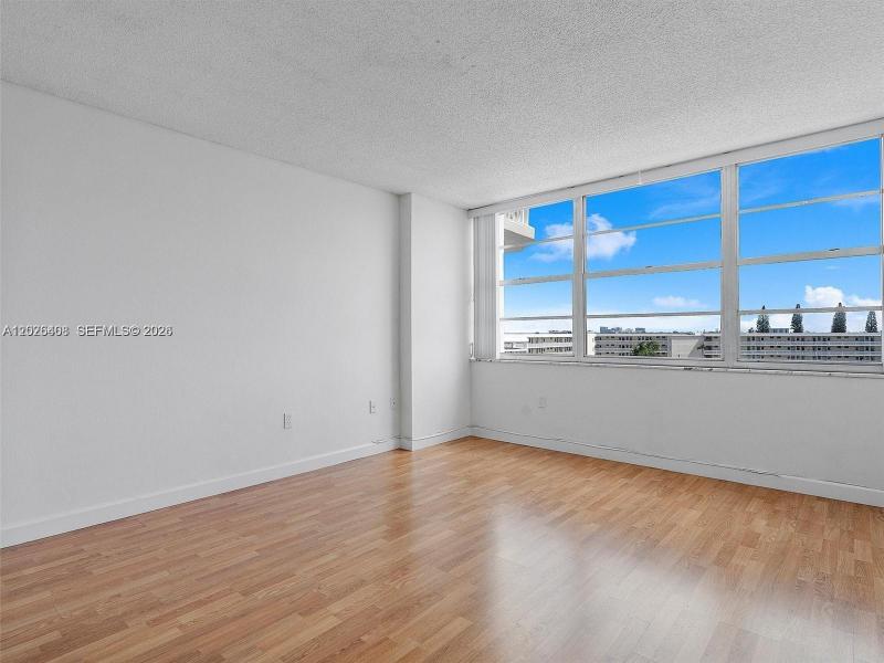 Comprar apartamento en Del Prado South Tower 603