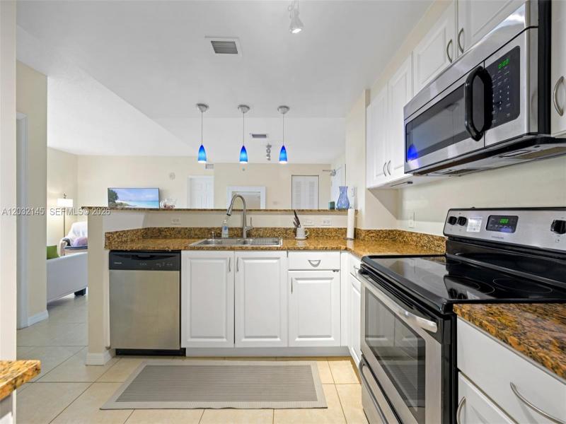 Property photo # 4