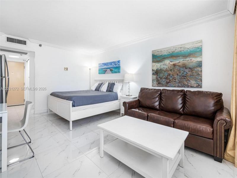 Comprar apartamento en Aventura Beach Club 104