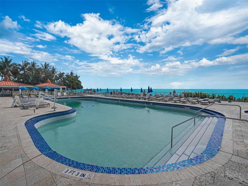 Comprar apartamento en Aventura Beach Club 104