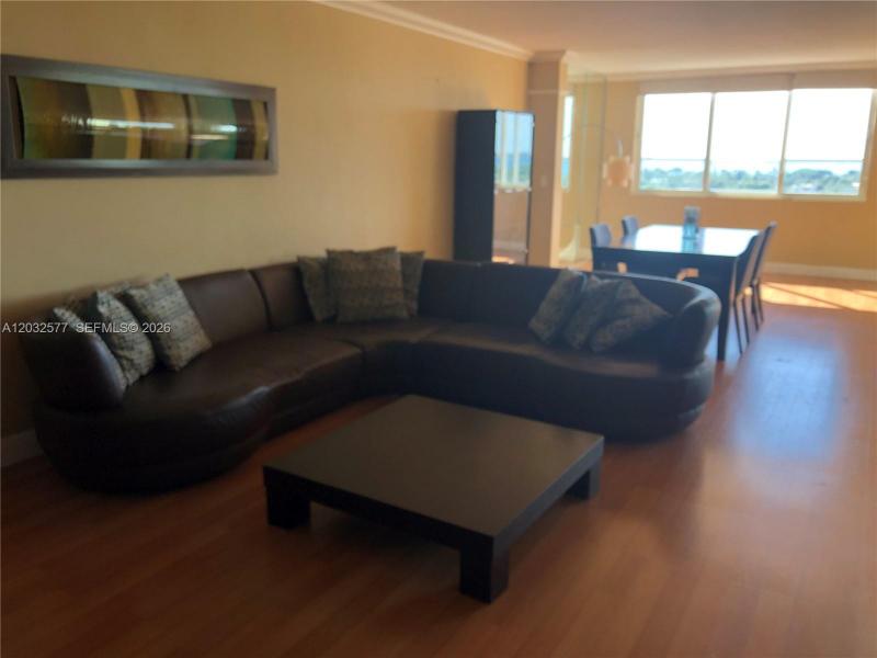 Comprar apartamento en Carriage Club North 1202