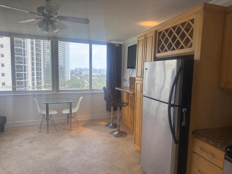 Comprar apartamento en Aventura Beach Club 1044
