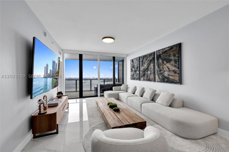 Apartment for rent at Aria Reserve Miami 5306