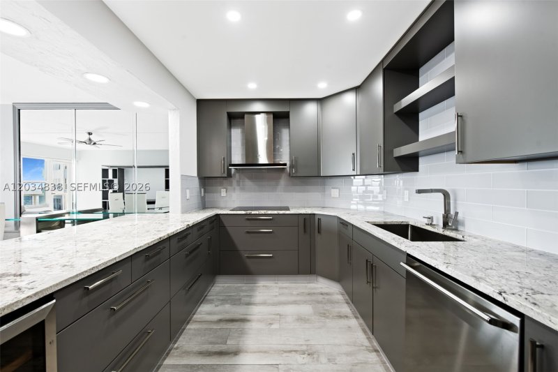 Condo for sale at Royal Ambassador 910