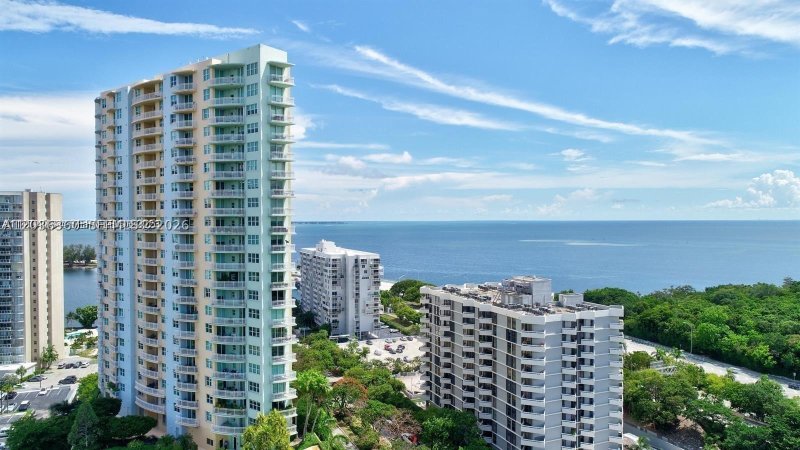 Metropolitan at Brickell Apt #804