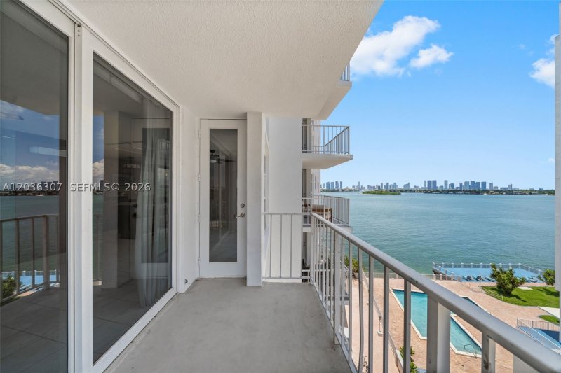 Bayview Terrace Apt #604