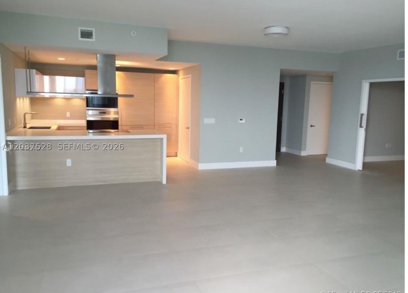 Apartment for rent at Marina Palms Yacht Club 1604