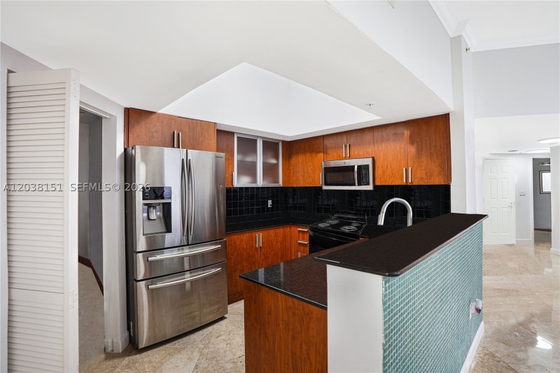 Condo for sale at La Perla 1002
