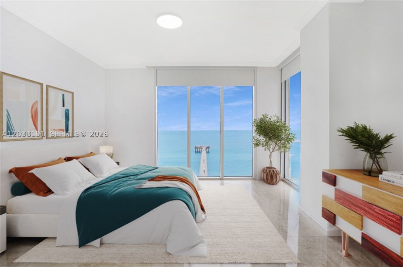 Condo for sale at La Perla 1002
