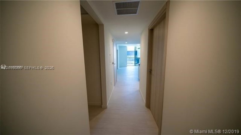 Apartment for rent at Brickell Flatiron 4905