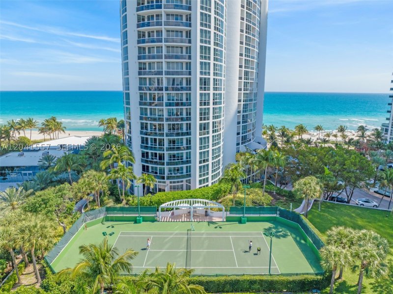 Alquiler de apartamento en Trump Royale 2008