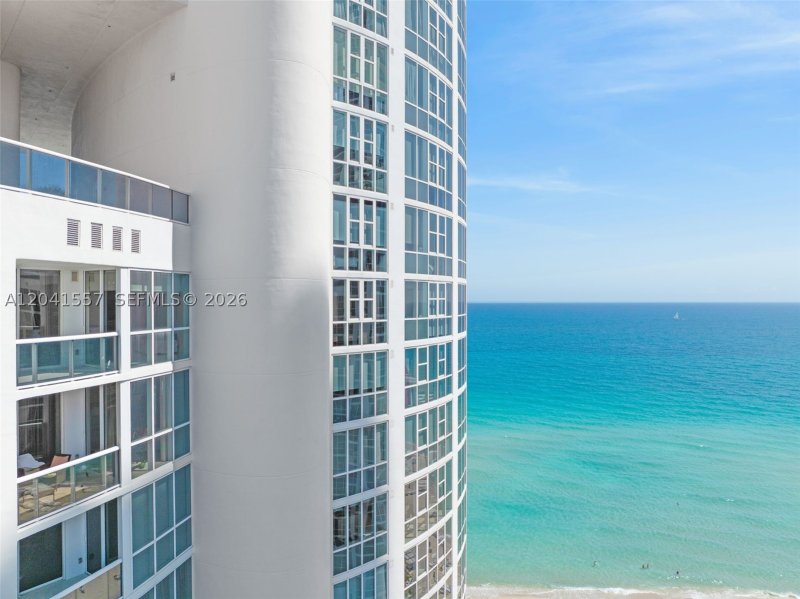 Alquiler de apartamento en Trump Royale 2008