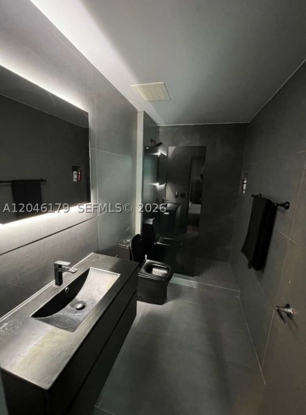 Aluguel de apartamento no Centro Condo PH07