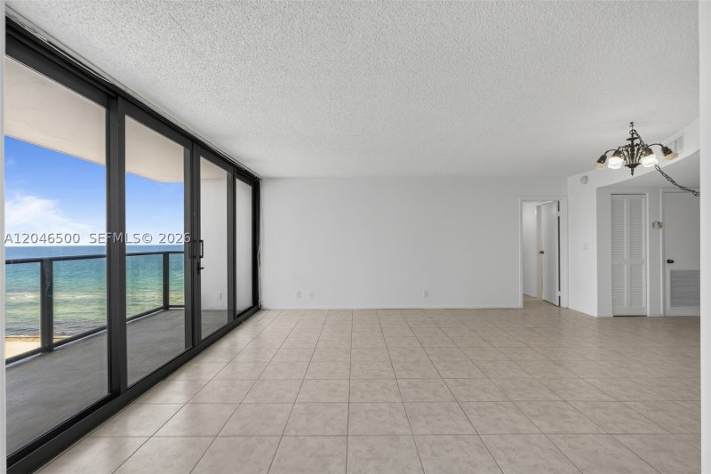 Condo for sale at Catania at Quadomain 1004