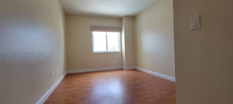 Apartment for rent at Ten Aragon 901