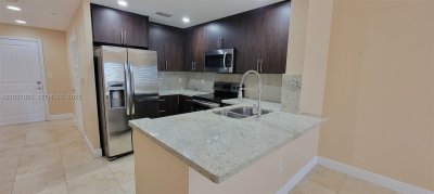 Ten Aragon Apt #901