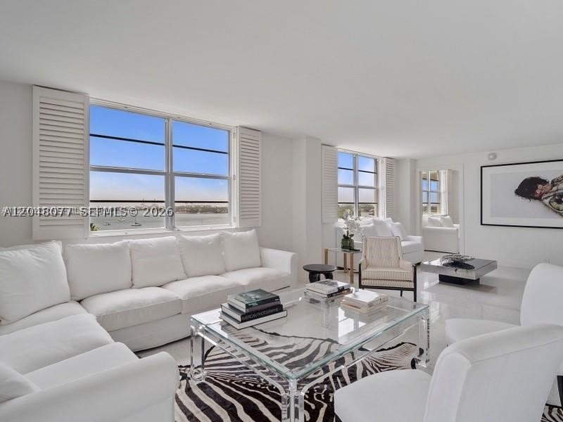 Condo for sale at Island Terrace 8H