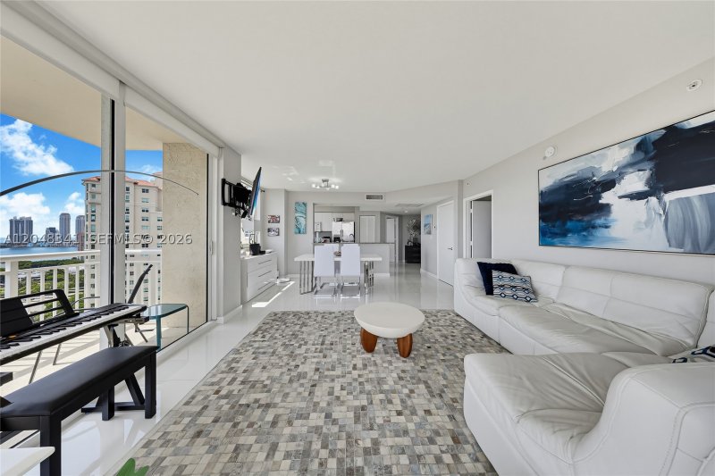 Comprar apartamento en Turnberry On The Green 2014