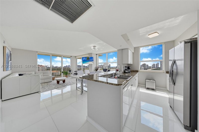 Comprar apartamento en Turnberry On The Green 2014